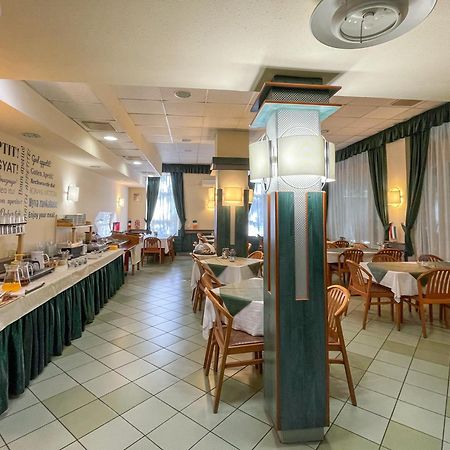 Tisza Sport Hotel Szeged Luaran gambar