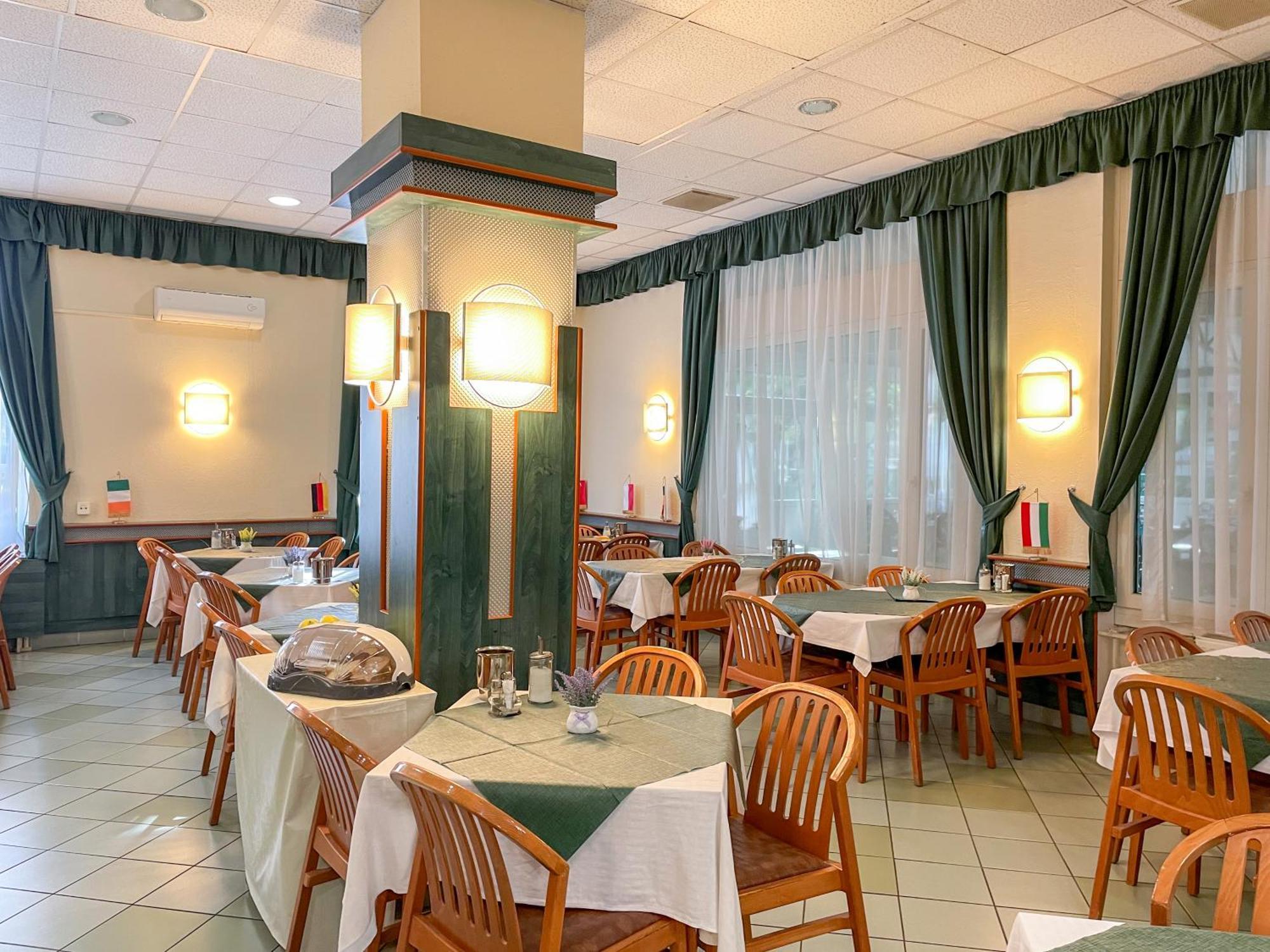 Tisza Sport Hotel Szeged Luaran gambar