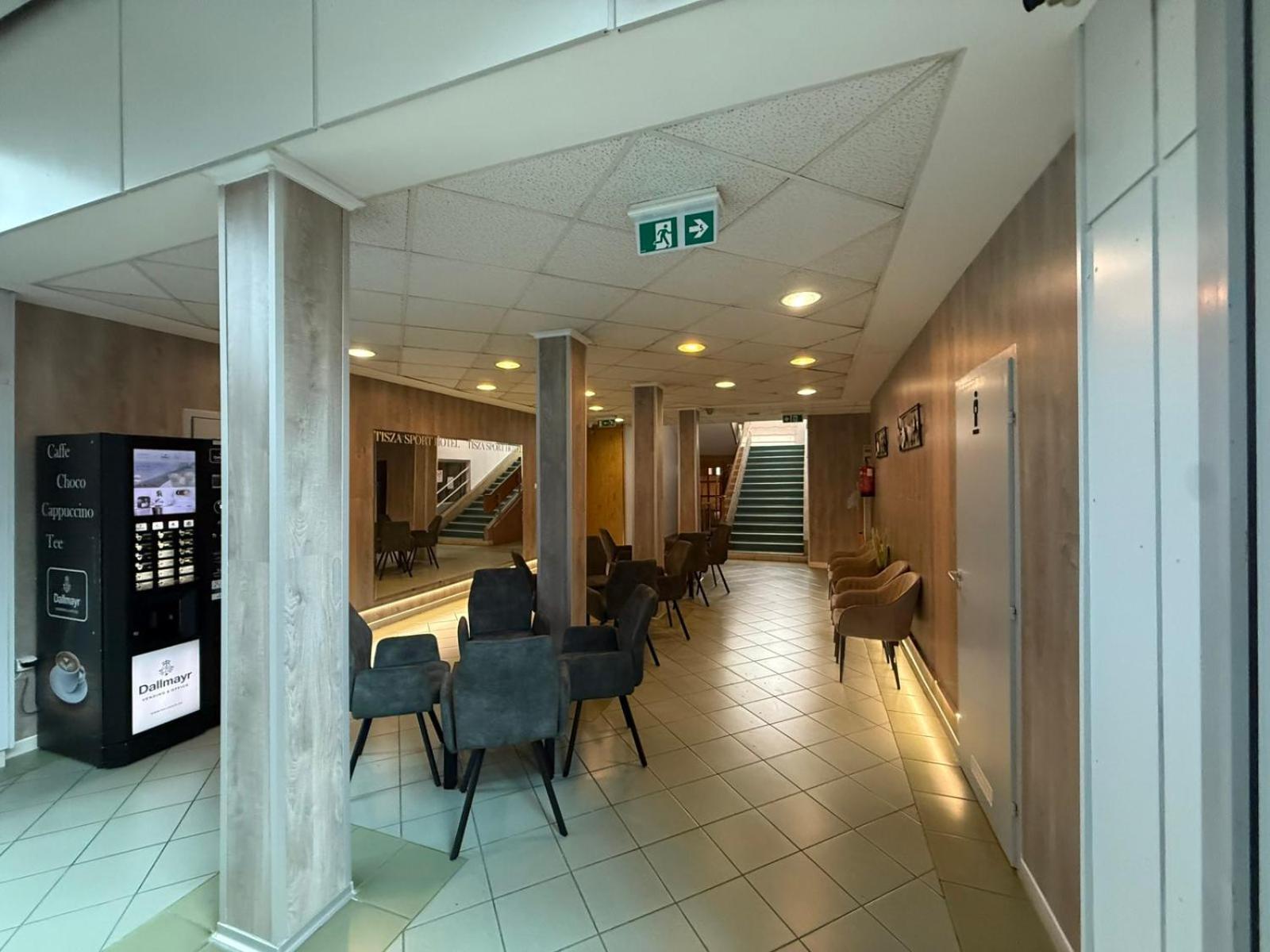 Tisza Sport Hotel Szeged Luaran gambar